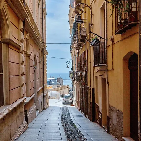 Di Grazia Cagliari - Stile, Comfort E Storia Lejlighed *