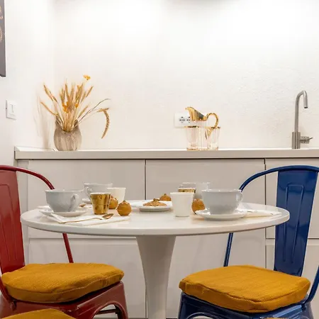 Elegante Dimora Nel Centro Storico Di Apartment