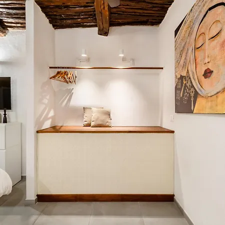Elegante Dimora Storica Sul Bastione Saint Remy - Di Grazia